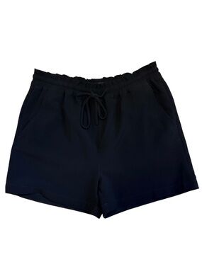 Sanctuary Black Pull-On Shorts (M) – Soft Tailored Summer Short